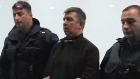 КУРТИ ЗАТВОРИО АРСИЋА НА 13 ГОДИНА: Ухапсили га пред децом на Јарињу, а сад га је суд у Приштини осудио за наводни ратни злочин КУРТИ ЗАТВОРИО АРСИЋА НА 13 ГОДИНА: Ухапсили га пред децом на Јарињу, а сад га је суд у Приштини осудио за наводни ратни злочин