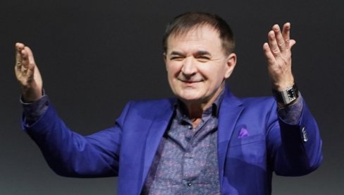 PEVAČI SNIMAJU KRŠ PESME SAMO DA BI IH ZVALI U EMISIJE Mitar Mirić žestoko udario na kolege, pa otkrio zašto je bežao od žena PEVAČI SNIMAJU KRŠ PESME SAMO DA BI IH ZVALI U EMISIJE Mitar Mirić žestoko udario na kolege, pa otkrio zašto je bežao od žena