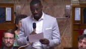 VRATITE SE NAZAD U AFRIKU! Rasistički ispad u francuskom parlamentu (VIDEO) VRATITE SE NAZAD U AFRIKU! Rasistički ispad u francuskom parlamentu (VIDEO)