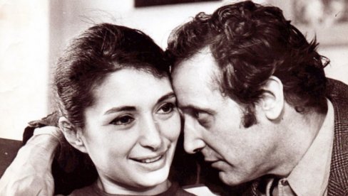 LJUBAVNA PRIČA STEVE I JELENE ŽIGON: Godinu dana joj je slao anonimna pisma - on asistent, a ona studentkinja LJUBAVNA PRIČA STEVE I JELENE ŽIGON: Godinu dana joj je slao anonimna pisma - on asistent, a ona studentkinja