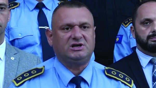 ЕВО КО ЈЕ ПОЛИЦАЈАЦ КОГА ЈЕ КУРТИ СМЕНИО Ненад Ђурић:Желим чиста образа и светла чела на Божји суд ЕВО КО ЈЕ ПОЛИЦАЈАЦ КОГА ЈЕ КУРТИ СМЕНИО Ненад Ђурић:Желим чиста образа и светла чела на Божји суд