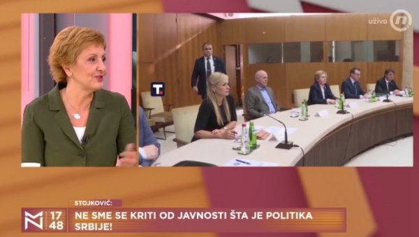 СКАНДАЛ: Опозиција се радује што смо сатерани у ћошак (ФОТО/ВИДЕО) СКАНДАЛ: Опозиција се радује што смо сатерани у ћошак (ФОТО/ВИДЕО)