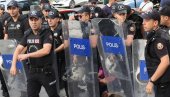 ВАНРЕДНО СТАЊЕ У ИСТАНБУЛУ: Али Сами Јен поприште фудбалског рата, полиција је спремна за ХАОС! ВАНРЕДНО СТАЊЕ У ИСТАНБУЛУ: Али Сами Јен поприште фудбалског рата, полиција је спремна за ХАОС!