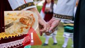 СТАРА СРПСКА ВЕРОВАЊА: На шта слутите ако не поједете све из тањира и шта чините домаћину ако не попијете сок или воду