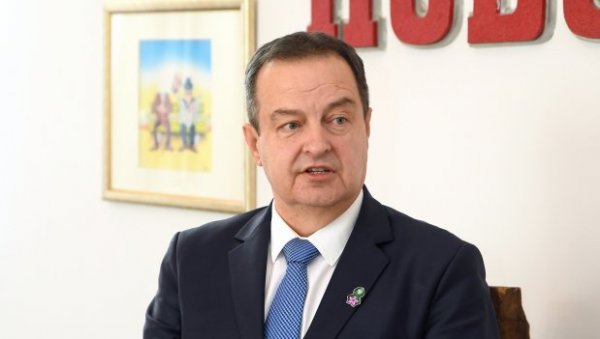 ИНТЕРВЈУ Ивица Дачић: Они који су за капитулацију нека нам то јасно и кажу ИНТЕРВЈУ Ивица Дачић: Они који су за капитулацију нека нам то јасно и кажу