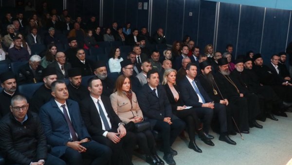 СЕЋАЊЕ НА ПРЊАВОРСКЕ СТРАДАЛНИКЕ: Градоначелник Пајић - свака је кућа дала неког за слободу (ФОТО) СЕЋАЊЕ НА ПРЊАВОРСКЕ СТРАДАЛНИКЕ: Градоначелник Пајић - свака је кућа дала неког за слободу (ФОТО)