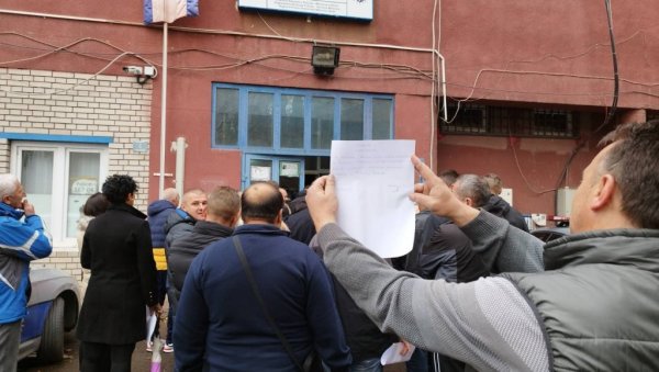 ОВО СУ ТЕКТОНСКЕ ПРОМЕНЕ Вучић: После 10 година Срби су донели одлике да напусте приштинске институције ОВО СУ ТЕКТОНСКЕ ПРОМЕНЕ Вучић: После 10 година Срби су донели одлике да напусте приштинске институције