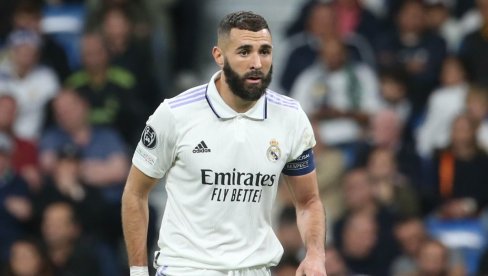 KRALJEVSKI KLUBOVI IGRAJU DERBI KOLA: Real Madrid ne sme da izgubi korak sa Barselonom KRALJEVSKI KLUBOVI IGRAJU DERBI KOLA: Real Madrid ne sme da izgubi korak sa Barselonom