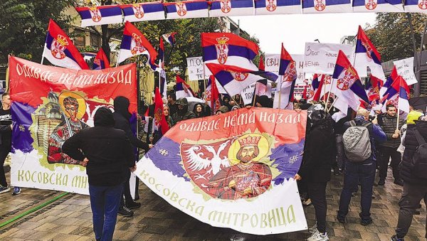 КФОР И ЕУЛЕКС У ОБАВЕЗИ ДА ЗАШТИТЕ СРБЕ: Улогу српских полицајаца на КиМ који су напустили службу по Резолуцији 1244 преузимају две мисије КФОР И ЕУЛЕКС У ОБАВЕЗИ ДА ЗАШТИТЕ СРБЕ: Улогу српских полицајаца на КиМ који су напустили службу по Резолуцији 1244 преузимају две мисије