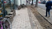 РАДОВИ У ПОЖАРЕВЦУ: Обнављају оштећени тротоар код Медицинске школе и зелене пијаце РАДОВИ У ПОЖАРЕВЦУ: Обнављају оштећени тротоар код Медицинске школе и зелене пијаце