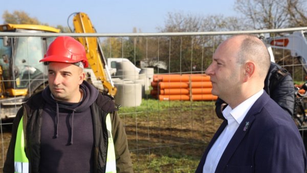 ПРИКЉУЧАК ЗА ЈОШ 107 ДОМАЋИНСТАВА: Руменка ускоро комплетно „покривена“ канализационом мрежом ПРИКЉУЧАК ЗА ЈОШ 107 ДОМАЋИНСТАВА: Руменка ускоро комплетно „покривена“ канализационом мрежом