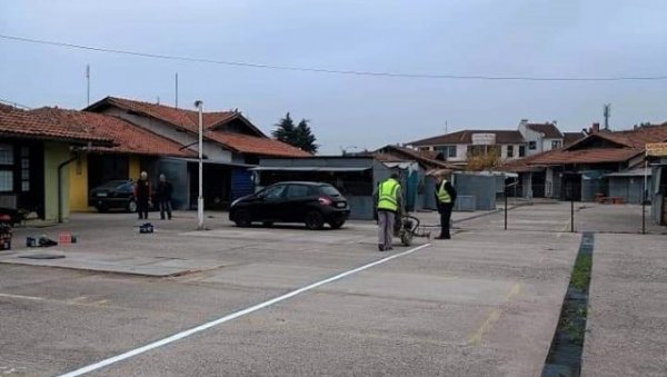 БУВЉАК ОДЛАЗИ У ИСТОРИЈУ: Параћин добија кванташку и робну пијацу БУВЉАК ОДЛАЗИ У ИСТОРИЈУ: Параћин добија кванташку и робну пијацу