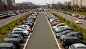 BESPLATAN PARKING PO ZONAMA: Na Dan primirja prestoničke prodavnice, marketi, zelene pijace i tržni centri rade, sve usluge dostupne