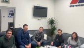 САСТАНАК НАПРЕДЊАКА НА ЗВЕЗДАРИ: Синиша Мали поручује - Викенд настављамо радно (ФОТО) САСТАНАК НАПРЕДЊАКА НА ЗВЕЗДАРИ: Синиша Мали поручује - Викенд настављамо радно (ФОТО)