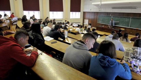 SJAJNE VESTI: Potpisani ugovori sa kompanijama za studentske kartice, Mali otkrio od kog datuma kreću pogodnosti