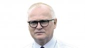 ВРАТА ДЕТИЊСТВА: Горана Весића слика вратила у основну школу (ФОТО) ВРАТА ДЕТИЊСТВА: Горана Весића слика вратила у основну школу (ФОТО)