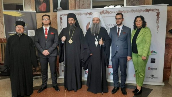 НЕМА ГРАДЊЕ МИРА БЕЗ БОГА: Хуманитарна организација Нађи Раула уручила признање патријарху Порфирију НЕМА ГРАДЊЕ МИРА БЕЗ БОГА: Хуманитарна организација Нађи Раула уручила признање патријарху Порфирију