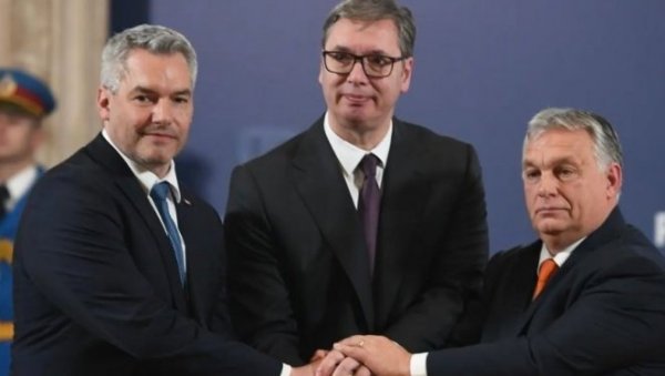 ВЕЛИКА ЈЕ ЧАСТ И ПРИВИЛЕГИЈА ДА ИМАМО ОВАКВЕ ПРИЈАТЕЉЕ! Вучић послао снажну поруку после састанка са Орбаном и Нехамером (ФОТО) ВЕЛИКА ЈЕ ЧАСТ И ПРИВИЛЕГИЈА ДА ИМАМО ОВАКВЕ ПРИЈАТЕЉЕ! Вучић послао снажну поруку после састанка са Орбаном и Нехамером (ФОТО)