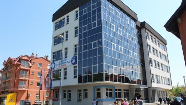 СПАСЛИ СВАКИ ДЕСЕТИ БРАК: Број поднетих захтева за покушај мирења у Бијељини годишње између 100 и 150 СПАСЛИ СВАКИ ДЕСЕТИ БРАК: Број поднетих захтева за покушај мирења у Бијељини годишње између 100 и 150