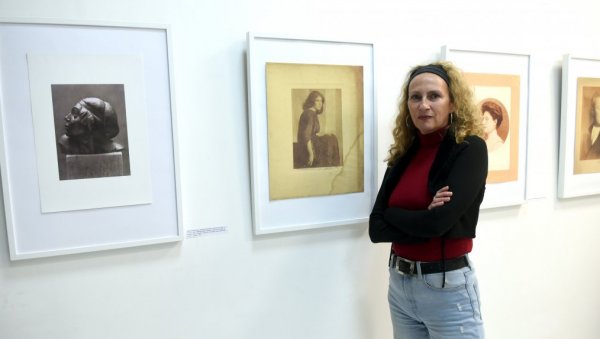 У ЧАСТ МАРИЈИ РОСАНДИЋ: Отворена изложба групе аутора Удружења Корњача (ФОТО) У ЧАСТ МАРИЈИ РОСАНДИЋ: Отворена изложба групе аутора Удружења Корњача (ФОТО)