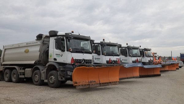ВРШЧАНИ СПРЕМНИ ЗА ПРВИ СНЕГ: Зимска служба обезбедила специјализована возила за брдске терене ВРШЧАНИ СПРЕМНИ ЗА ПРВИ СНЕГ: Зимска служба обезбедила специјализована возила за брдске терене