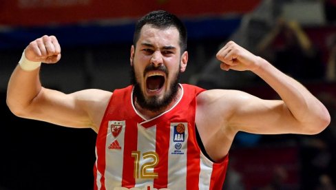 UKAPIRALI SMO ŠTA TRENER TRAŽI! Nikola Kalinić pred Zvezda - Barselona: Rano je pričati da li je kliknulo sve u ekipi, ali... UKAPIRALI SMO ŠTA TRENER TRAŽI! Nikola Kalinić pred Zvezda - Barselona: Rano je pričati da li je kliknulo sve u ekipi, ali...