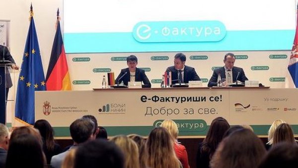 МАЛИ: Од 1. јануара субјекти у приватном сектору имају обавезу да издају и чувају е-фактуре МАЛИ: Од 1. јануара субјекти у приватном сектору имају обавезу да издају и чувају е-фактуре