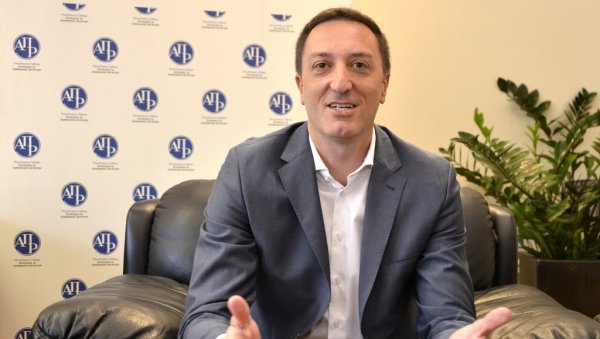 ПОПЛАВА РУСКИХ ИТ КОМПАНИЈА: Агенција за привредне регистре - Странци све чешће отварају предузећа и послују из Србије ПОПЛАВА РУСКИХ ИТ КОМПАНИЈА: Агенција за привредне регистре - Странци све чешће отварају предузећа и послују из Србије