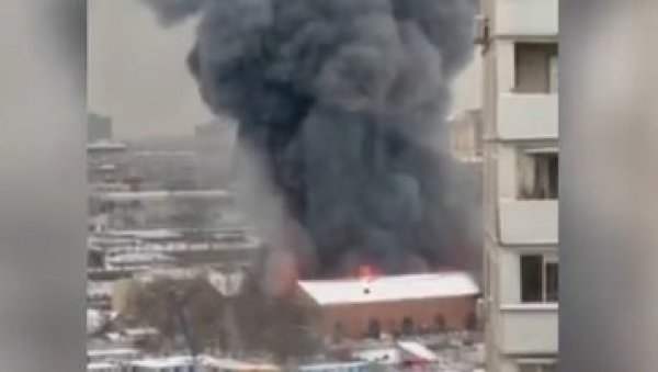 ПРВИ СНИМЦИ ВЕЛИКЕ ЕКСПЛОЗИЈЕ У МОСКВИ: Површина пожара достигла 1,9 хиљада квадратних метара ПРВИ СНИМЦИ ВЕЛИКЕ ЕКСПЛОЗИЈЕ У МОСКВИ: Површина пожара достигла 1,9 хиљада квадратних метара