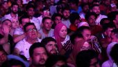 ХАОС НА МУНДИЈАЛУ КАТАРУ: Стампедо навијача, има повређених (ФОТО) ХАОС НА МУНДИЈАЛУ КАТАРУ: Стампедо навијача, има повређених (ФОТО)