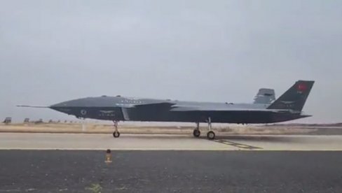 TURSKA TESTIRALA SUPERSONIČNU RAKETU ZA DRONOVE: Omogućava efikasno uništenje PVO sistema TURSKA TESTIRALA SUPERSONIČNU RAKETU ZA DRONOVE: Omogućava efikasno uništenje PVO sistema