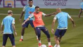 BRAZILCI SE PRIPREMAJU ZA SRBIJU: Pogledajte trening karioka u Dohi (VIDEO) BRAZILCI SE PRIPREMAJU ZA SRBIJU: Pogledajte trening karioka u Dohi (VIDEO)