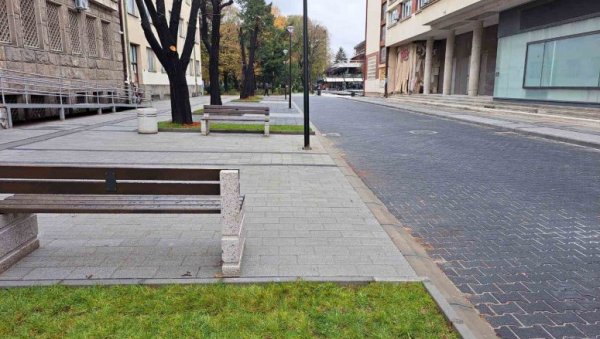 УРЕЂЕН ПРИЛАЗ ГРАДСКОМ ТРГУ: Лесковац добио још једну пешачку зону УРЕЂЕН ПРИЛАЗ ГРАДСКОМ ТРГУ: Лесковац добио још једну пешачку зону
