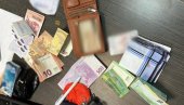 ВЕЛИКА АКЦИЈА БИА: Ухапшени инспектори због мита и корупције (ФОТО) ВЕЛИКА АКЦИЈА БИА: Ухапшени инспектори због мита и корупције (ФОТО)