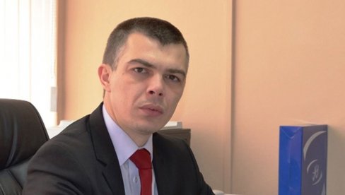 ZANIMA LI ROKFELER SAVU KiM ILI BEOGRAD? Oglasio se Jablanović povodom Manojlovića, evo šta ga je još upitao ZANIMA LI ROKFELER SAVU KiM ILI BEOGRAD? Oglasio se Jablanović povodom Manojlovića, evo šta ga je još upitao