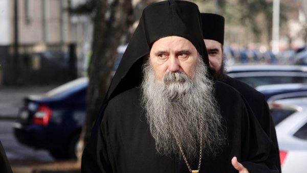 ПОПАДИЈА ЈЕ ХУЉЕЊЕ И ИСМЕВАЊЕ ЦРКВЕ: Епископ зворничко-тузлански жестоко осудио телевизијску серију која се однедавно емитује ПОПАДИЈА ЈЕ ХУЉЕЊЕ И ИСМЕВАЊЕ ЦРКВЕ: Епископ зворничко-тузлански жестоко осудио телевизијску серију која се однедавно емитује