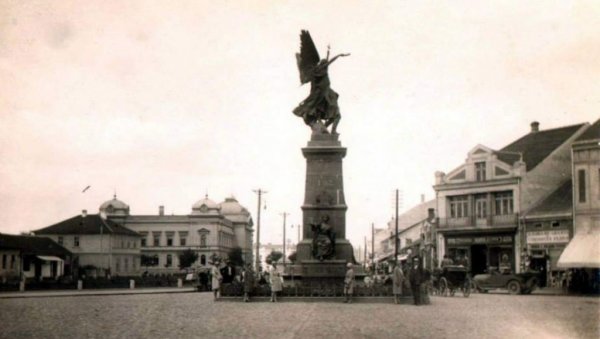 КРУШЕВЉАНКА СЕ НАПИЛА, ПА УМРЛА НАСРЕД ПУТА: Како су новине писале о несрећама пре тачно 100 година КРУШЕВЉАНКА СЕ НАПИЛА, ПА УМРЛА НАСРЕД ПУТА: Како су новине писале о несрећама пре тачно 100 година
