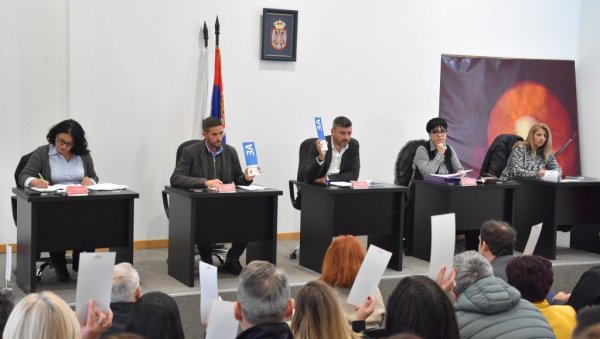 УСВОЈЕН РЕБАЛАНС ЋУПРИЈСКОГ БУЏЕТА: Више новца за водоснабдевање УСВОЈЕН РЕБАЛАНС ЋУПРИЈСКОГ БУЏЕТА: Више новца за водоснабдевање