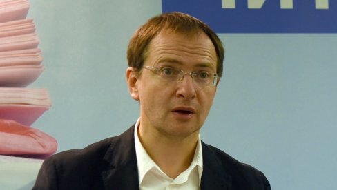 ZELENSKI JE IZABRAO RAT Medinski: Zapad je zabranio Kijevu da pregovara sa Moskvom ZELENSKI JE IZABRAO RAT Medinski: Zapad je zabranio Kijevu da pregovara sa Moskvom