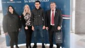 ДОМ И ЗА САМОХРАНУ МАЈКУ: Младе пиротске породице добиће куће и Малом Суводолу и Држини ДОМ И ЗА САМОХРАНУ МАЈКУ: Младе пиротске породице добиће куће и Малом Суводолу и Држини