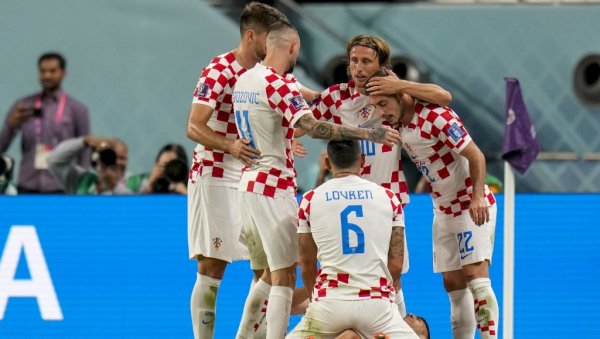 ФИФА ПОКРЕНУЛА ИСТРАГУ ПРОТИВ ХРВАТСКЕ: Милан Борјан ће их скупо коштати ФИФА ПОКРЕНУЛА ИСТРАГУ ПРОТИВ ХРВАТСКЕ: Милан Борјан ће их скупо коштати