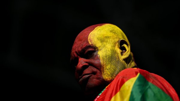 НЕУКРОТИВИ ЛАВОВИ У ПРОБЛЕМУ: Не зна се ко пије ко паћа у Савезу, два списка играча послата у ЦАФ