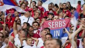 SRPKINJA PRIVUKLA NAJVIŠE PAŽNJE NA TRIBINAMA: Pre početka meča Srbija - Kamerun svi su gledali u nju (FOTO)