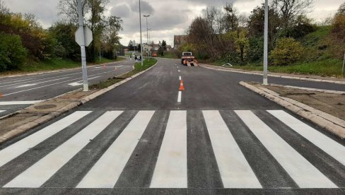 RADOVI DO SREDINE DECEMBRA: Uređenje novosadske putne infrastrukture privodi se kraju RADOVI DO SREDINE DECEMBRA: Uređenje novosadske putne infrastrukture privodi se kraju