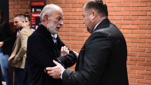 ПРЕМИНУО МИКА АЛЕКСИЋ: Тешка болест га појела