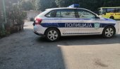 ПИЈАН ЧЕКИЋЕМ ДЕМОЛИРАО КУЋУ: Мушкарац у Лазаревцу претио родитељима убиством - спасили се скоком кроз прозор