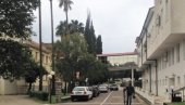 BEZ REŠENJA ZA BOLNICU MELJINE: Zaposleni predstaju da sa radom 1. januara? BEZ REŠENJA ZA BOLNICU MELJINE: Zaposleni predstaju da sa radom 1. januara?