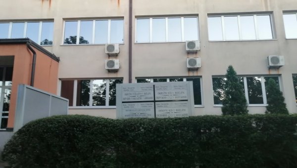 ПОЛА МИЛИОНА ЕВРА ОСТАВИО КОМШИЈИ, ПРЕМИНО СЕДМИЦУ КАСНИЈЕ: Тужилаштво тражи истрагу – спорни и тестамент и сахрана домаћина из Бијељине ПОЛА МИЛИОНА ЕВРА ОСТАВИО КОМШИЈИ, ПРЕМИНО СЕДМИЦУ КАСНИЈЕ: Тужилаштво тражи истрагу – спорни и тестамент и сахрана домаћина из Бијељине