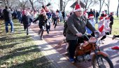 ZIMSKA ČAROLIJA ZA VIKEND: Palić u znaku predstojećih praznika i humanosti ZIMSKA ČAROLIJA ZA VIKEND: Palić u znaku predstojećih praznika i humanosti