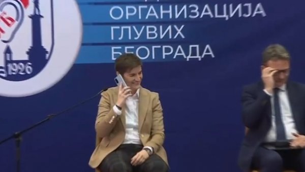 АНА БРНАБИЋ: Особе са инвалидитетом су битан део нашег друштва и огроман потенцијал (ВИДЕО) АНА БРНАБИЋ: Особе са инвалидитетом су битан део нашег друштва и огроман потенцијал (ВИДЕО)